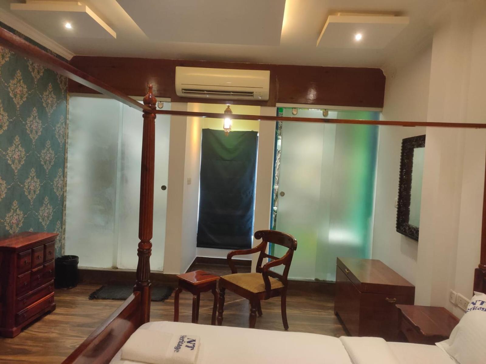 Zoom Inn Heritage Pondicherry Esterno foto